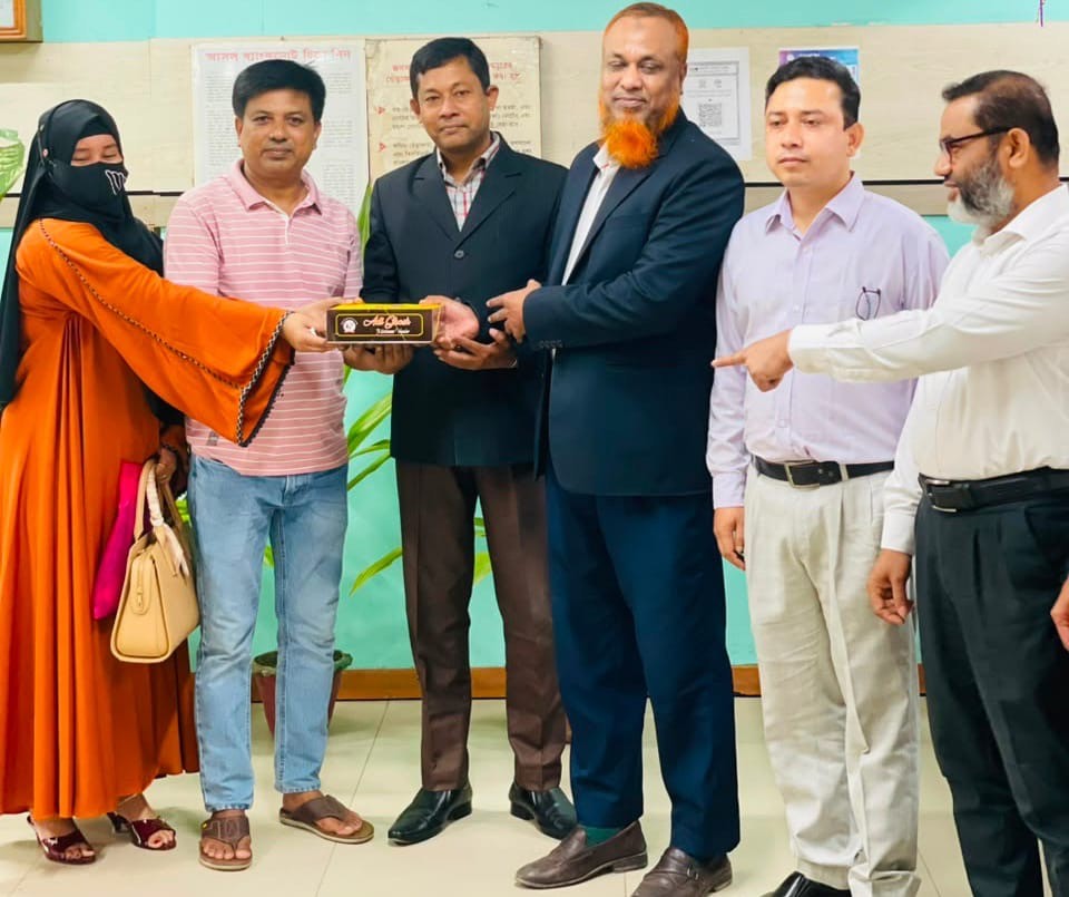 নড়িয়া সম্মিলিত ইসলামী ব্যাংক এক্সিম শাখায় চাহিদা অনুযায়ী অর্থ প্রদান শুরু