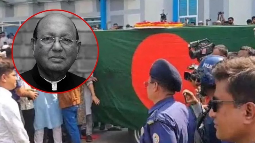 মা-বাবার পাশে চিরনিদ্রায় শায়িত তোফায়েল আহমেদ