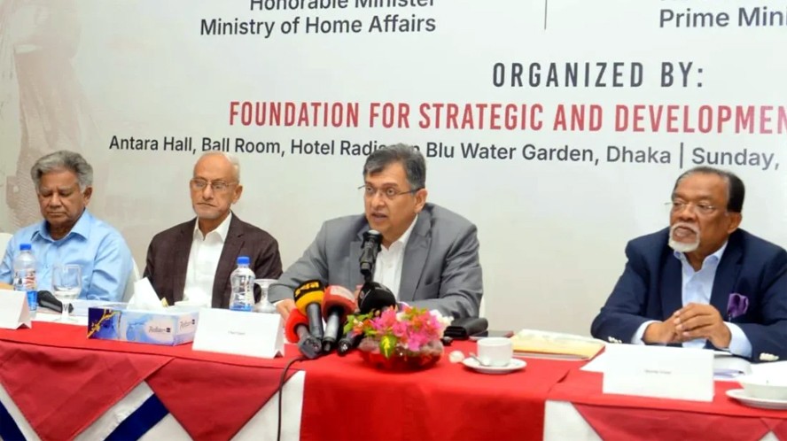 রোহিঙ্গা প্রত্যাবাসনে আঞ্চলিক জোট ও সমন্বিত কূটনীতিতে জোর দিচ্ছে বাংলাদেশ: স্বরাষ্ট্রমন্ত্রী